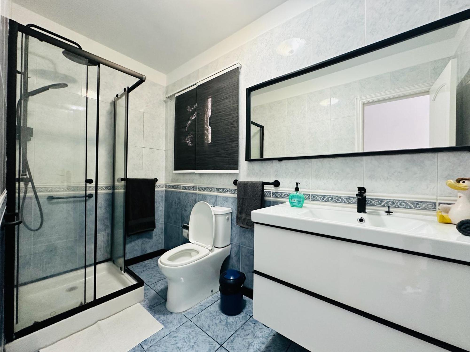 Pambnb - Chic Beachside Apartment Playa San Juan Luaran gambar