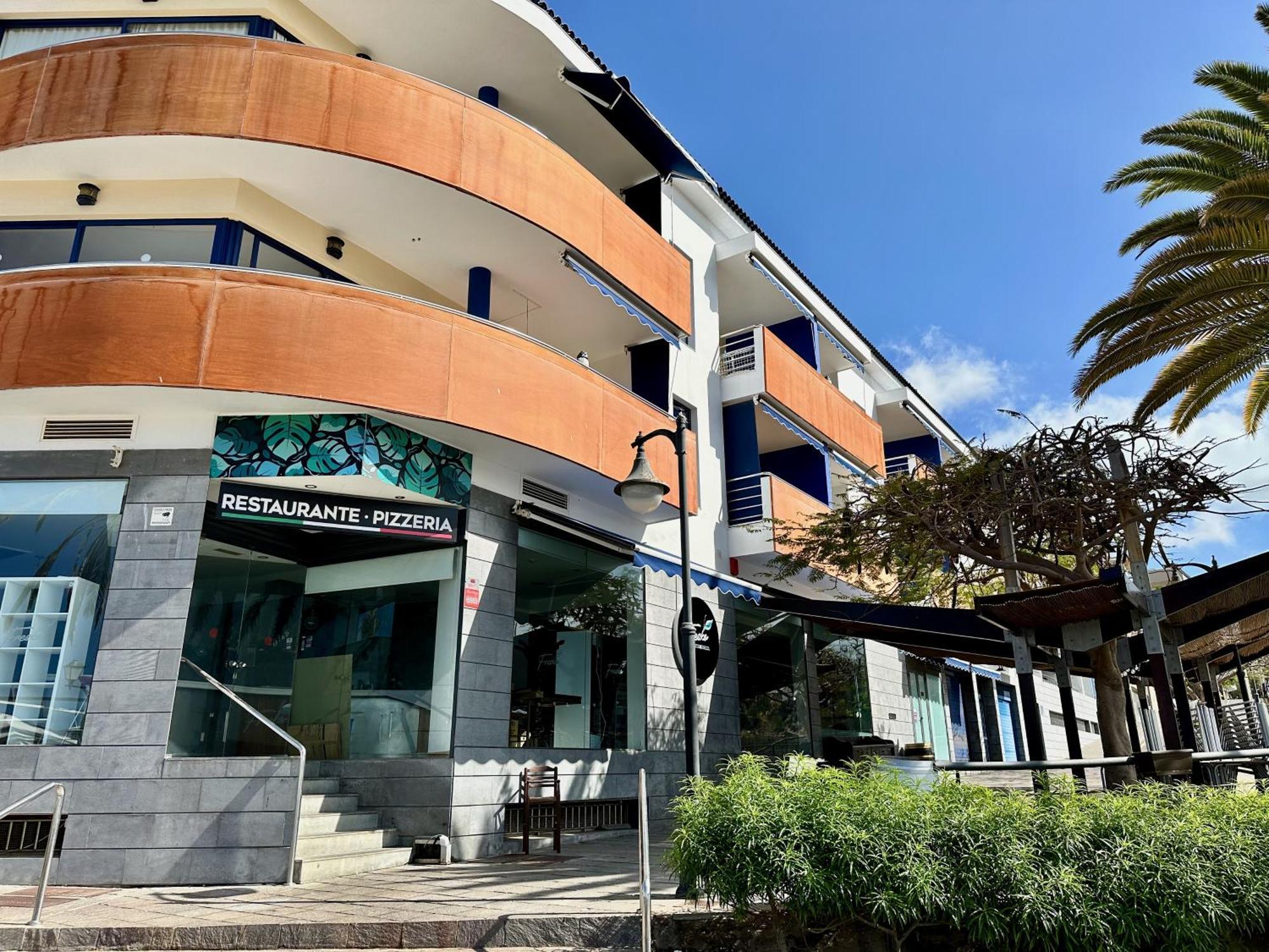 Pambnb - Chic Beachside Apartment Playa San Juan Luaran gambar